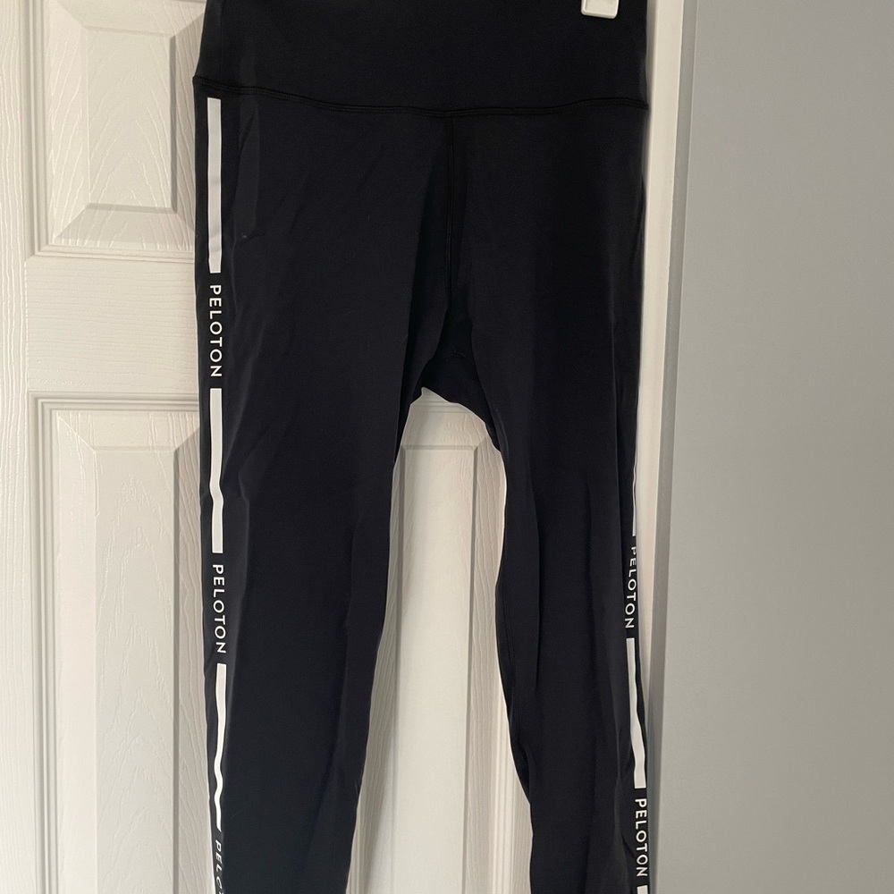 large peloton leggings